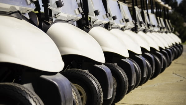 3 Signs That You Need New Golf Cart Tires